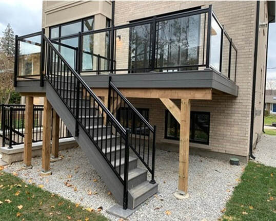 Deck building and deck repairs servicing Schomberg-king city property